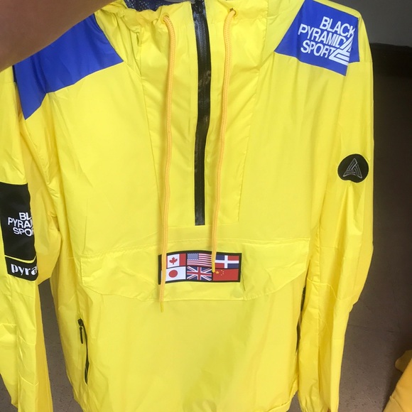 pyramid windbreaker